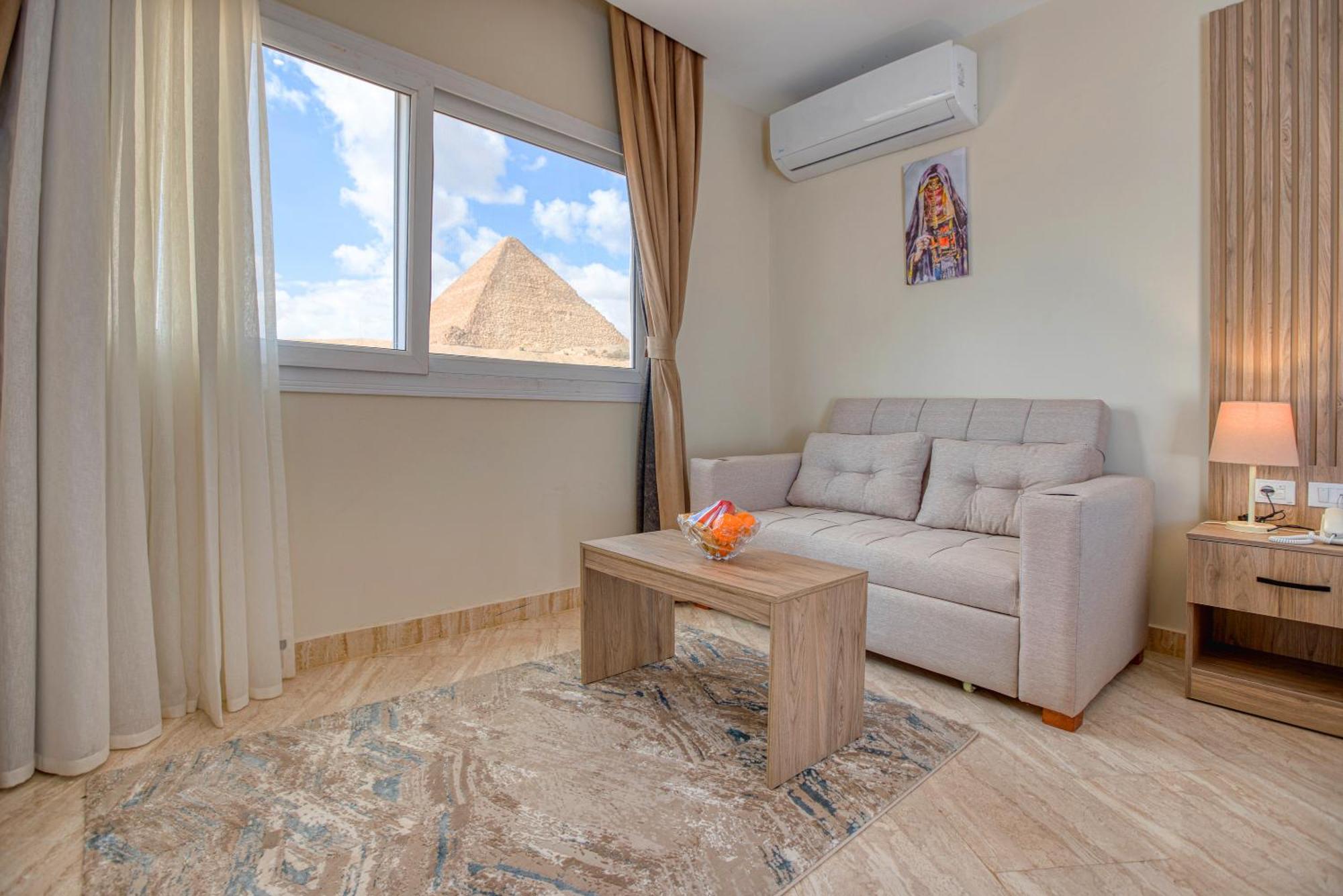 Soul Pyramids View Hotel Kafrat al Jabal Exterior photo